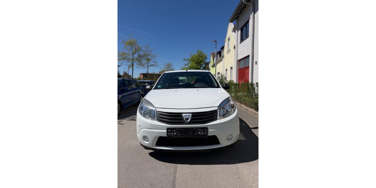 Dacia Sandero 98.800 km 1.999 &euro; Bamberg 96050