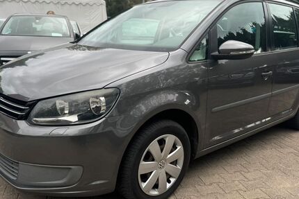 VW Touran 160.000 km 6.990 &euro; Hoppegarten Hönow 15366