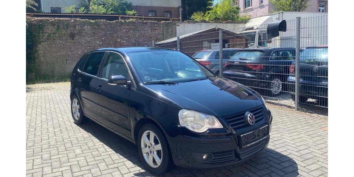 VW Polo 162.000 km 3.000 &euro; Solingen 42655