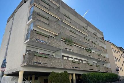 1 Zimmer Wohnung mit Balkon zimmer