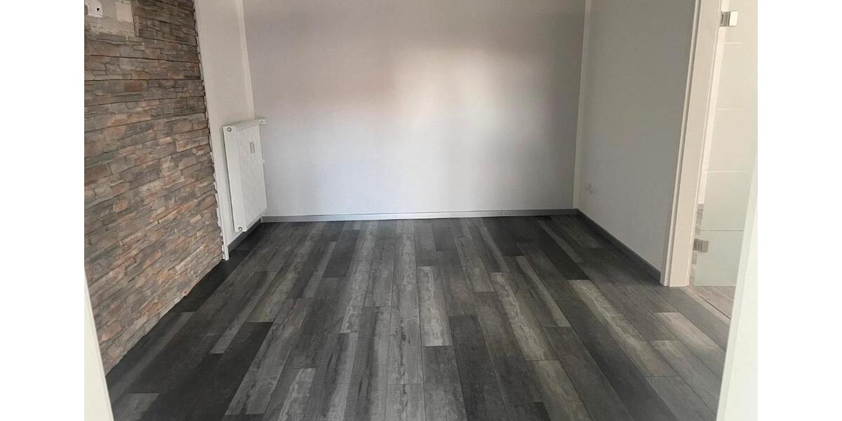 Einfamilienhaus Bad Wildungen - 8 Zimmer, 226 m&sup2;, 199.000&euro; | Angebot:26857853