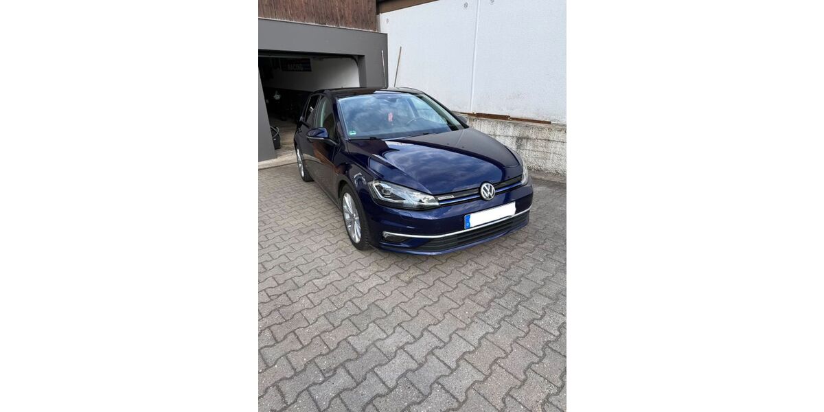 VW Golf 65.181 km 17.999 &euro; Bad Abbach 93077