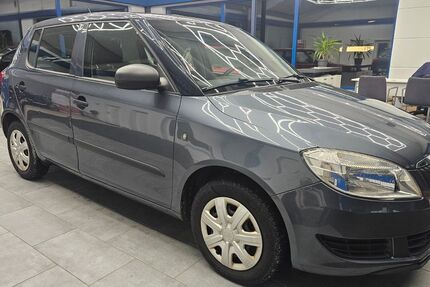 Skoda Fabia 128.431 km 3.990 &euro; Kirchham OT Tutting 94148