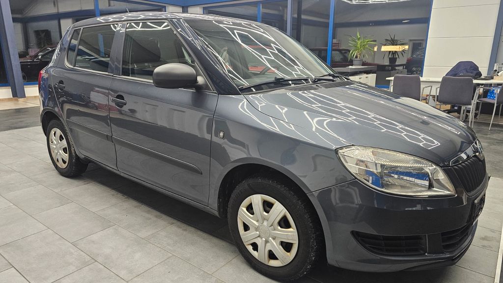 Skoda Fabia 128.431 km 4.190 &euro; Kirchham OT Tutting 94148