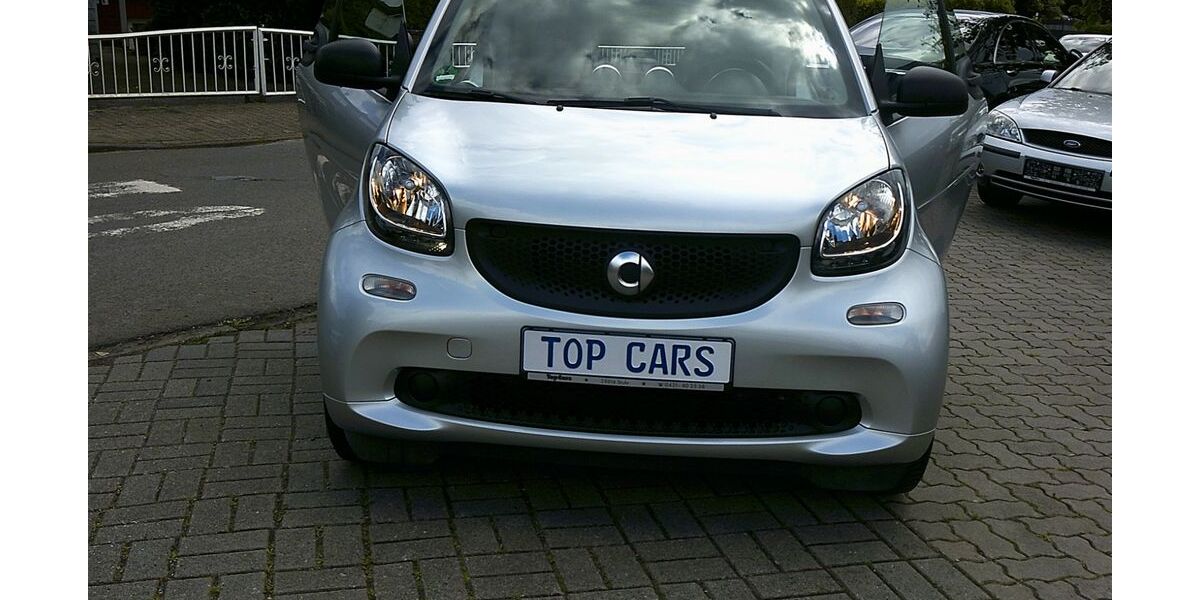 Smart ForTwo 9.900 km 7.860 &euro; stuhr 28816