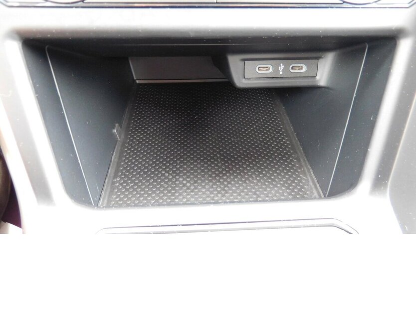 VW Polo 1.0 Life MPI BMT 4Trg Klima Navi LED 20.800 km 15.690 € Vordorf 38533