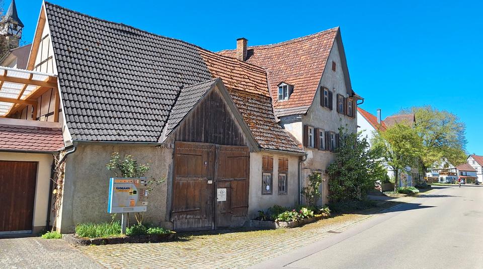 Einfamilienhaus Niederstetten - 3 Zimmer, 1.455 m&sup2;, 180.000&euro; | Angebot:26429119