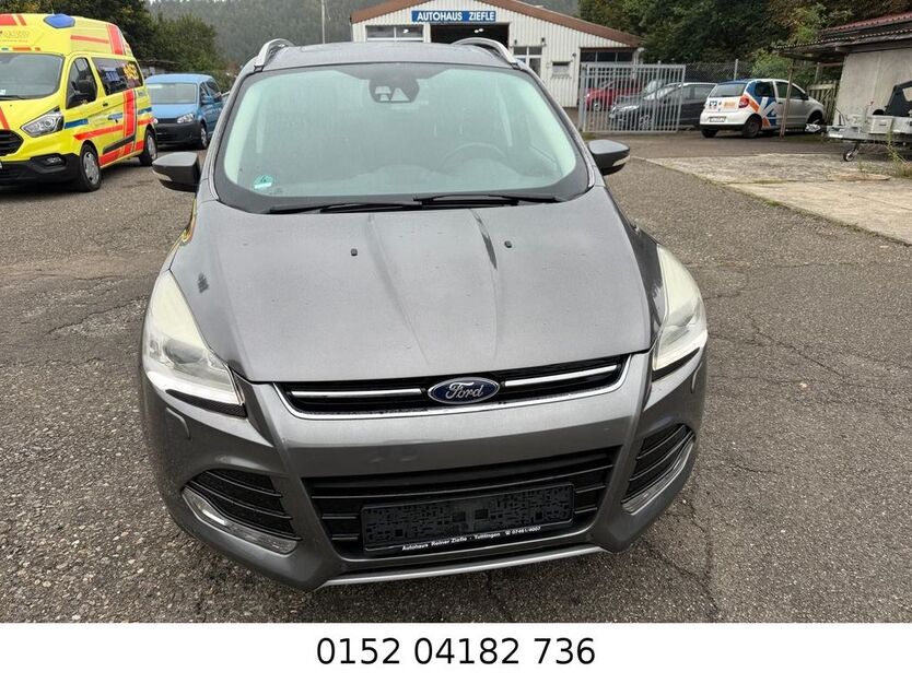 Ford Kuga 176.009 km 5.799 € Tuttlingen 78532