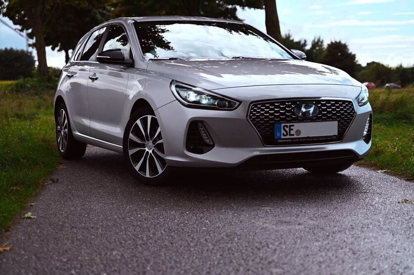 i30