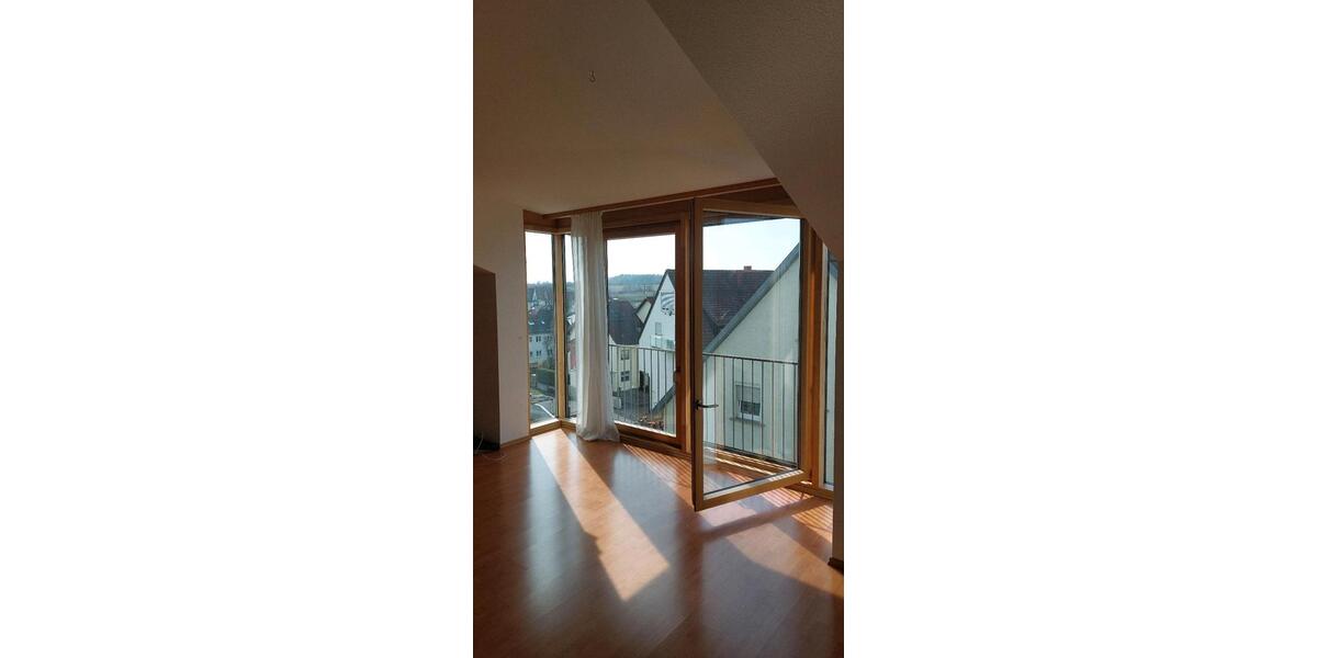 Dachgeschoßwohnung Rutesheim - 2 Zimmer, 50 m&sup2;, 680&euro; | Angebot:25576452