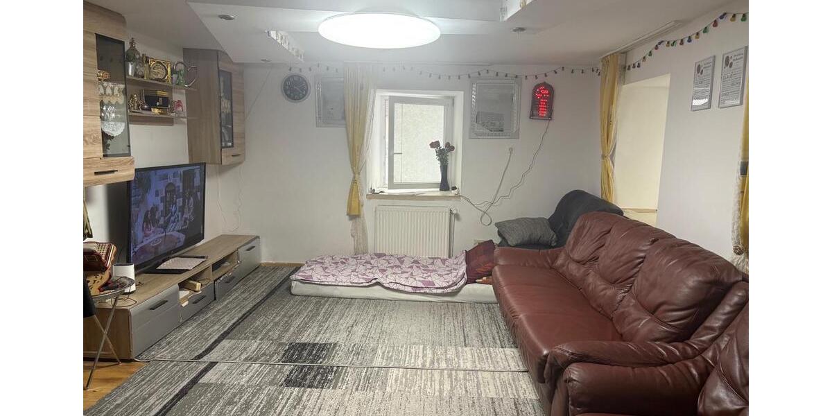 Einfamilienhaus Falkenstein - 6 Zimmer, 410 m&sup2;, 240.000&euro; | Angebot:26447243