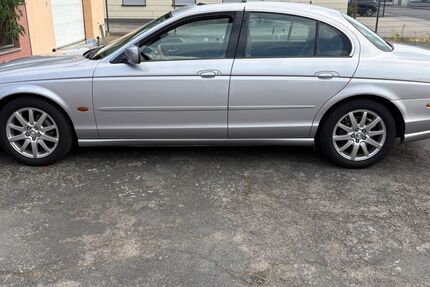 Jaguar S-Type 214.000 km 1.350 &euro; Weiterstadt 64331