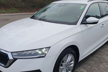 Skoda Octavia 83.000 km 19.990 &euro; Saarbrücken - Burbach 66115