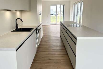 Haus Bach an der Donau - 6 Zimmer, 173 m&sup2;, 1.800&euro; | Angebot:25418406