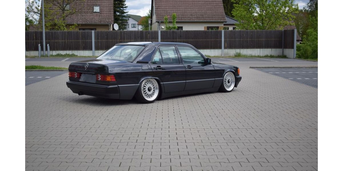 Mercedes-Benz 190 239.000 km 13.550 &euro; Ebenweiler 88370