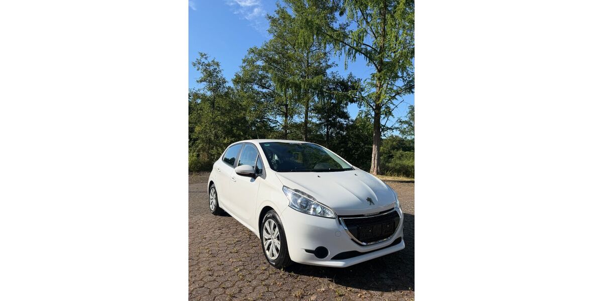 Peugeot 208 105.000 km 5.200 &euro; Sinzig 53489