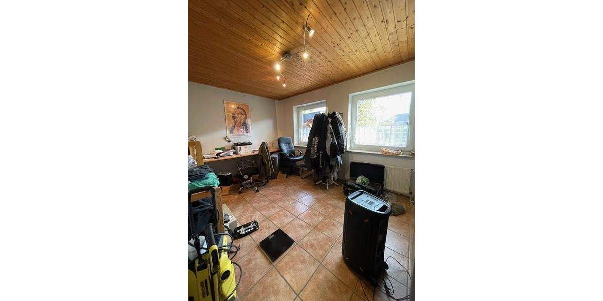 Einfamilienhaus Dätgen - 8 Zimmer, 213 m&sup2;, 590.000&euro; | Angebot:25742207