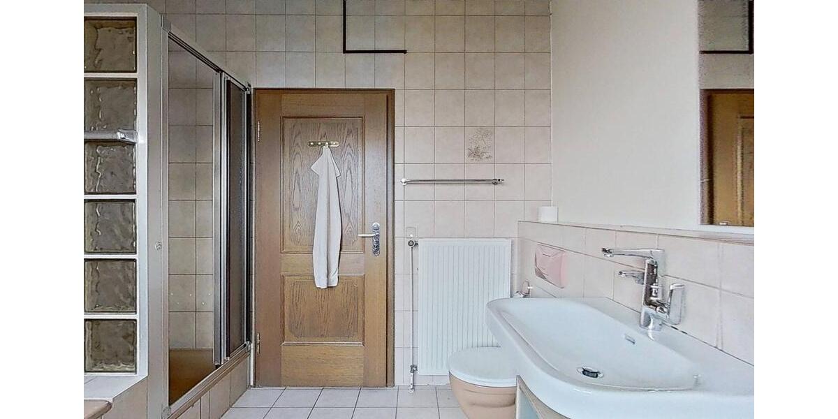 Erdgeschoßwohnung Braunschweig Südstadt- Rautheim- Mascherode - 3 Zimmer, 167 m&sup2;, 1.300&euro; | Angebot:25489021