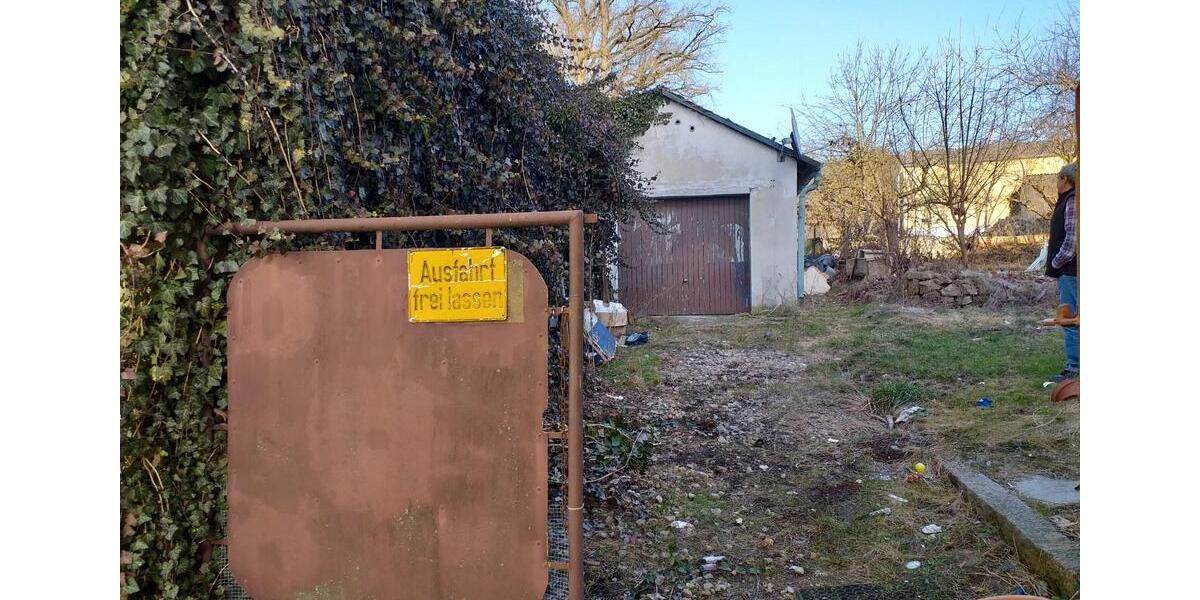 Mehrfamilienhaus, Wohnhaus Schwarzhofen - 6 Zimmer, 170 m&sup2;, 59.000&euro; | Angebot:27130342