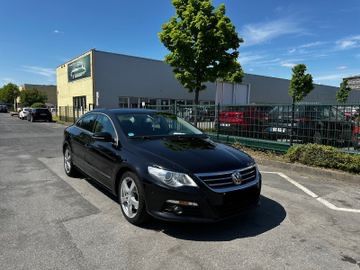 VW Passat 173.000 km 6.000 &euro; Essen 45143