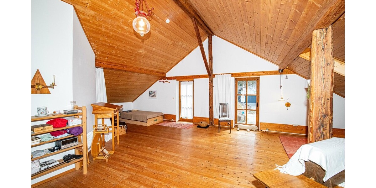 „Idyllisches Bauernhaus mit Teich & eigener Quelle – Ruhe, Natur und Geschichte vereint“ - Bauernhaus, Landhaus Weiding | Angebot:26041922