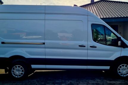 Ford Transit 28.000 km 26.300 &euro; Bad Lippspringe 33175