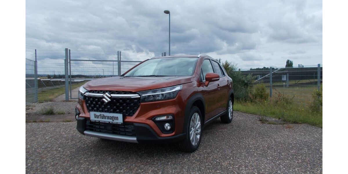 Suzuki (SX4) S-Cross 2.000 km 26.900 &euro; Weißenfels 06667