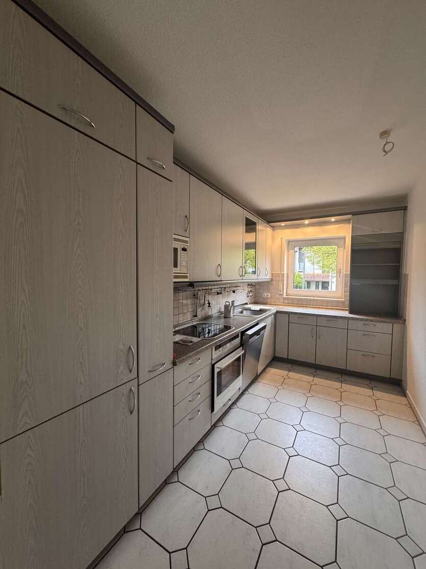 Wohnung zum Mieten in Neu-Anspach 1.100 € 98.1 m² 4 zimmer