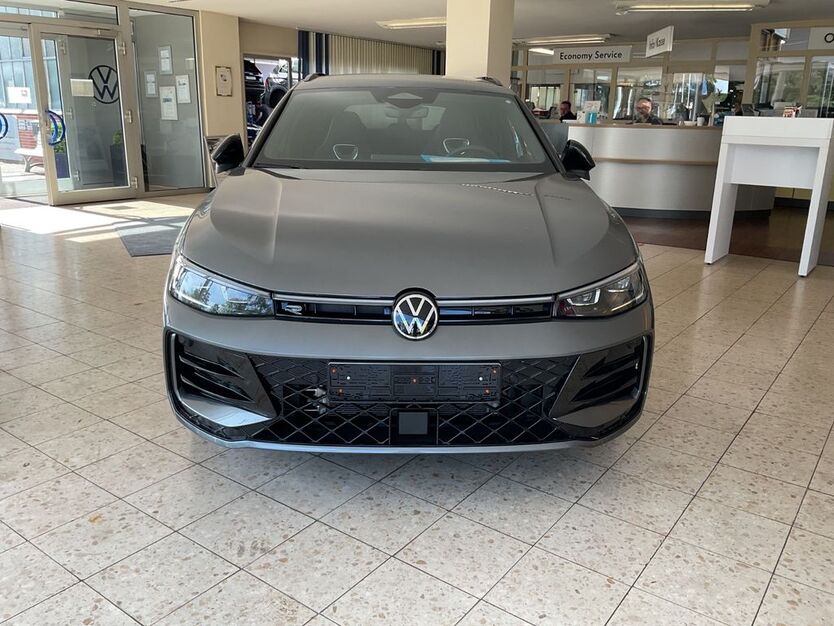 VW Passat Variant 10.090 km 46.690 € Weener 26826