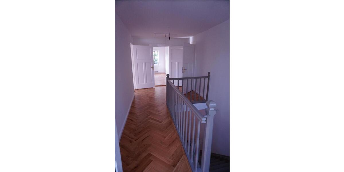 Etagenwohnung Wandlitz - 5 Zimmer, 130 m&sup2;, 1.950&euro; | Angebot:25907028