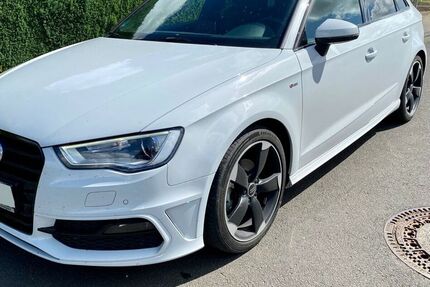 Audi A3 250.000 km 13.299 &euro; Altusried 87452