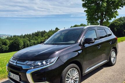 Mitsubishi Plug-in Hybrid Outlander 86.000 km 18.690 &euro; Wertach 87497