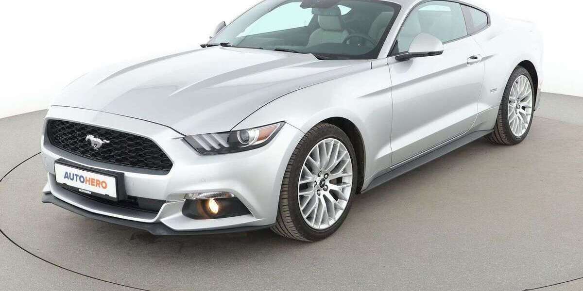 Ford Mustang 86.939 km 24.210 &euro; Köln 50739