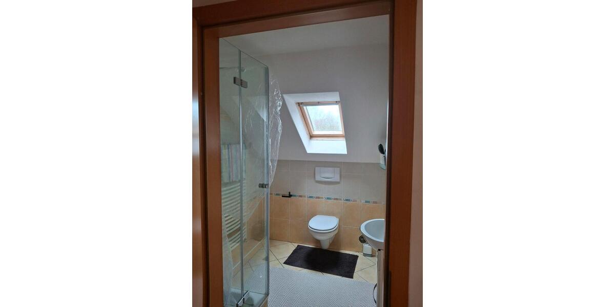 Dachgeschoßwohnung Gütersloh Avenwedde - 3 Zimmer, 70 m&sup2;, 700&euro; | Angebot:25420411