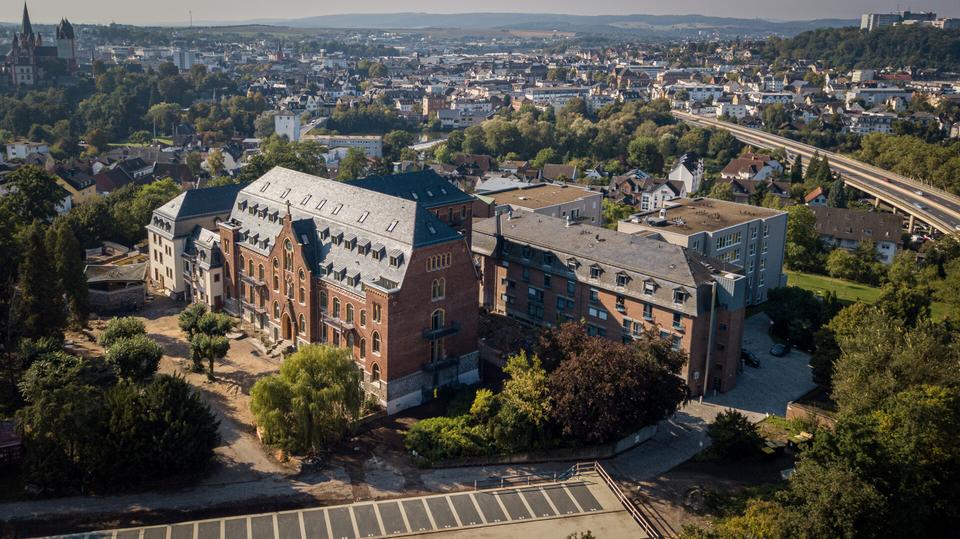 Elegantes Wohnen im historischen Kloster - Stilvolle Single-Wohnung mit Terrasse in Limburg! 1 zimmer