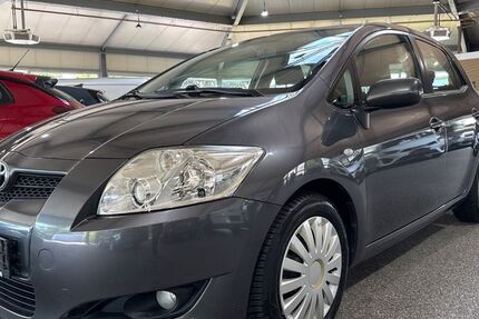 Toyota Auris 162.046 km 3.480 &euro; Troisdorf 53842