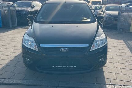 Ford Focus 123.663 km 4.999 &euro; Fürth 90763