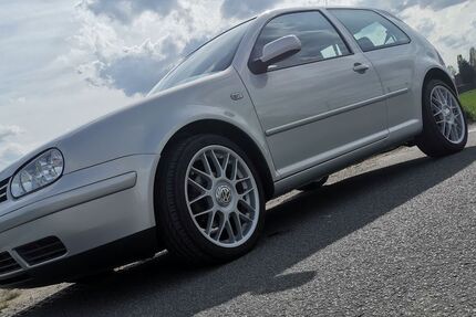 VW Golf 173.000 km 4.000 &euro; Ankum 49577