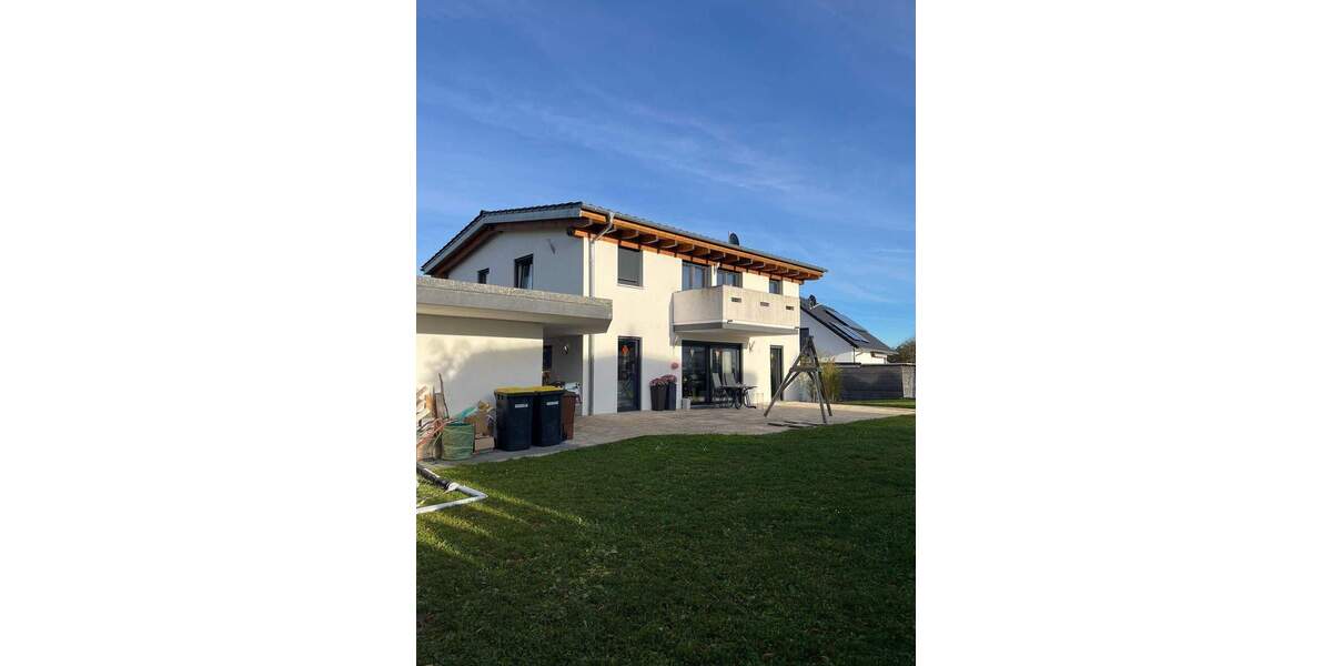 Einfamilienhaus Emmingen-Liptingen Liptingen - 6 Zimmer, 225 m&sup2;, 2.350&euro; | Angebot:25675386