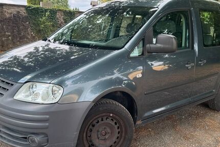VW Caddy 238.000 km 2.699 &euro; Limburg - Eschhofen 65552