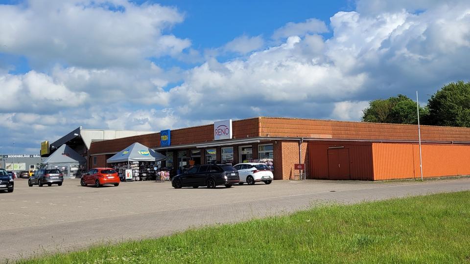 Attraktiver Geschäftsaden im Fachmarktzentrum Oldenburg i.H.