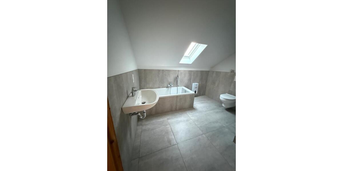 Reihenhaus Fell - 5.5 Zimmer, 150 m&sup2;, 1.290&euro; | Angebot:25501552