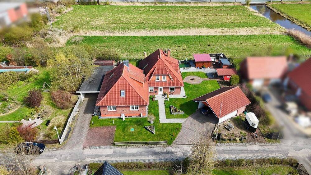 Mehrfamilienhaus, Wohnhaus Loxstedt Büttel - 5 Zimmer, 150 m&sup2;, 199.000&euro; | Angebot:26346013