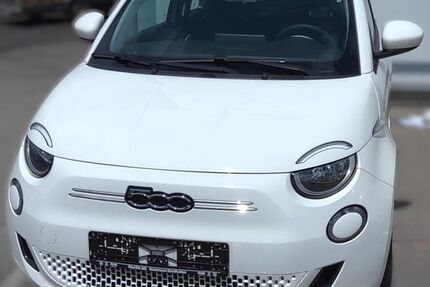 Fiat 500e 29.700 km 18.900 € Sonthofen 87527