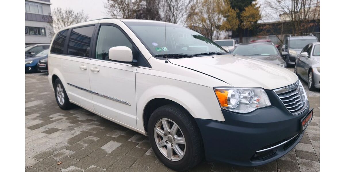 Chrysler Grand Voyager 146.499 km 3.500 &euro; Fellbach 70736