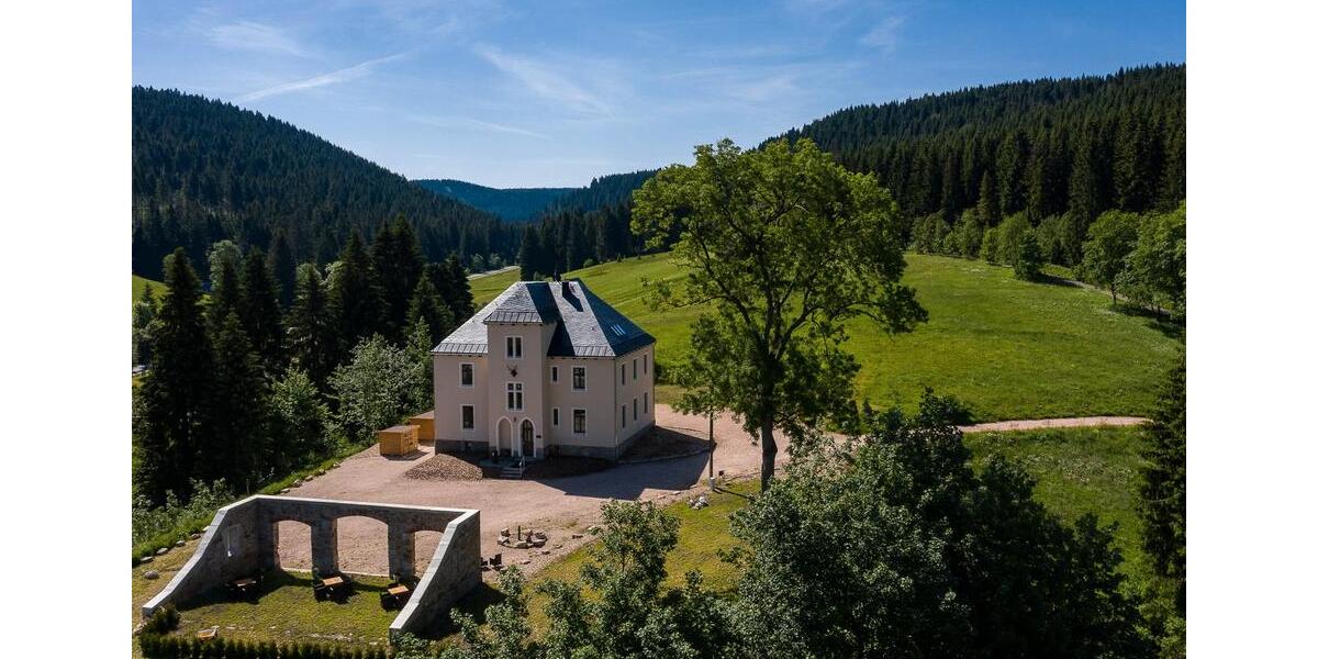 Einfamilienhaus Eibenstock - 15 Zimmer, 377 m&sup2;, 690.000&euro; | Angebot:26364242