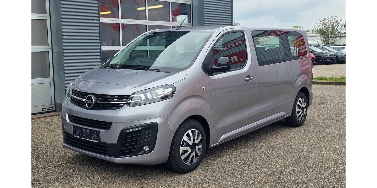 Opel Vivaro 2.0 D Design Paket NAVI Anhängerkupplung 84.000 km 26.998 &euro; Landau 76829