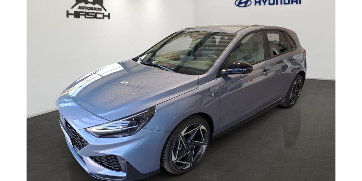 Hyundai i30 1.500 km 29.790 € Crimmitschau 08451