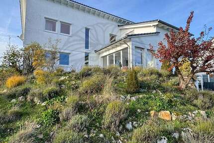 Haus zum Kaufen in Hünstetten 569.000 € 221 m² 6 zimmer