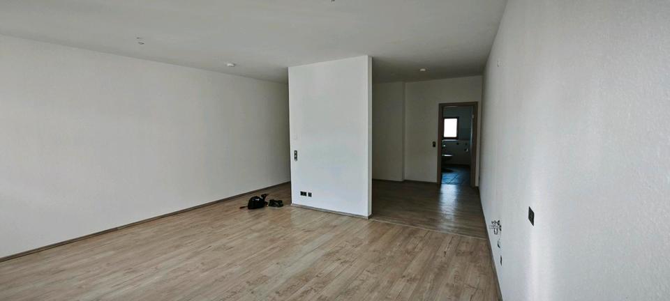 Etagenwohnung Frankenberg (Sachsen) - 1 Zimmer, 45 m&sup2;, 380&euro; | Angebot:25790900